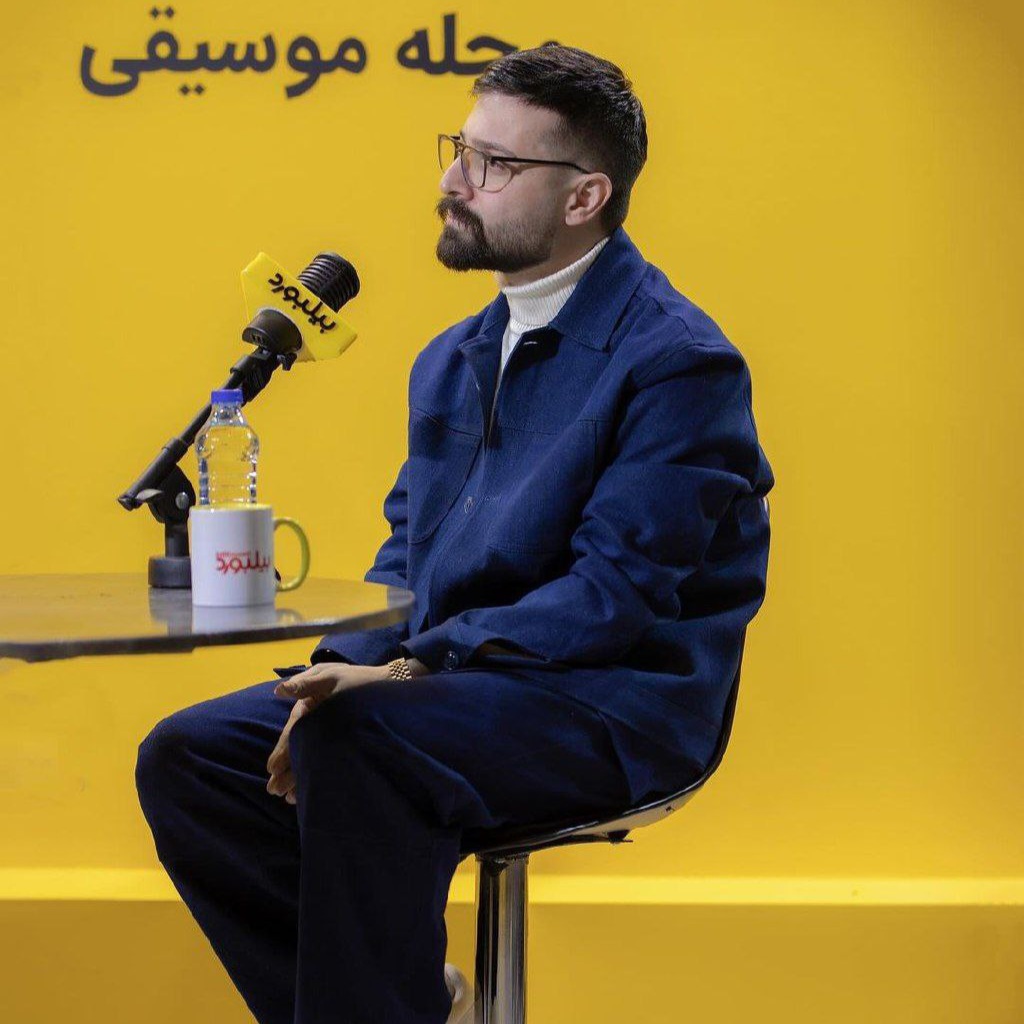 دانلود آهنگ حمید هیراد آی فصل زرده دلا سرده خنده یخ کرده دانلود آهنگ حمید هیراد آی فصل زرده دلا سرده خنده یخ کرده